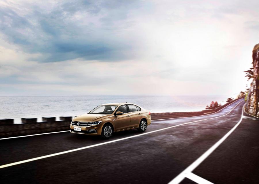  Volkswagen Bora 2018 года  (CN) (фото 10 из 17)